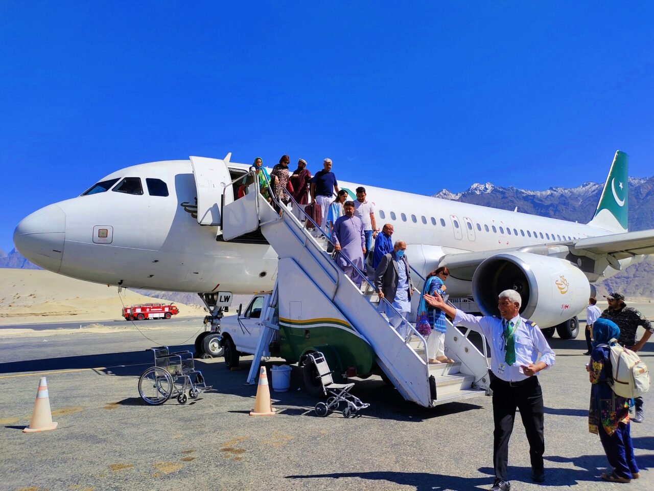 Skardu International Airport CHERRY BLOSSOM HUNZA TOUR PACKAGES BY AIR - Hunza Tour By Air Skardu International Airport