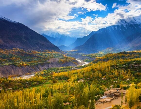 7 DAY HUNZA, HOPPER VALLEY, AND KHUNJERAB PASS TOUR