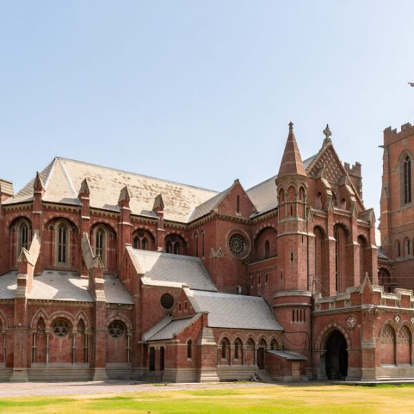 British Colonial Architecture Lahore City Tour