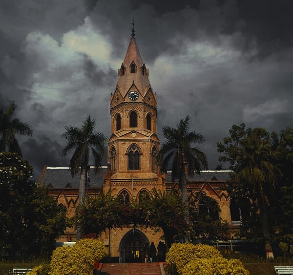 British Colonial Architecture Lahore City Tour