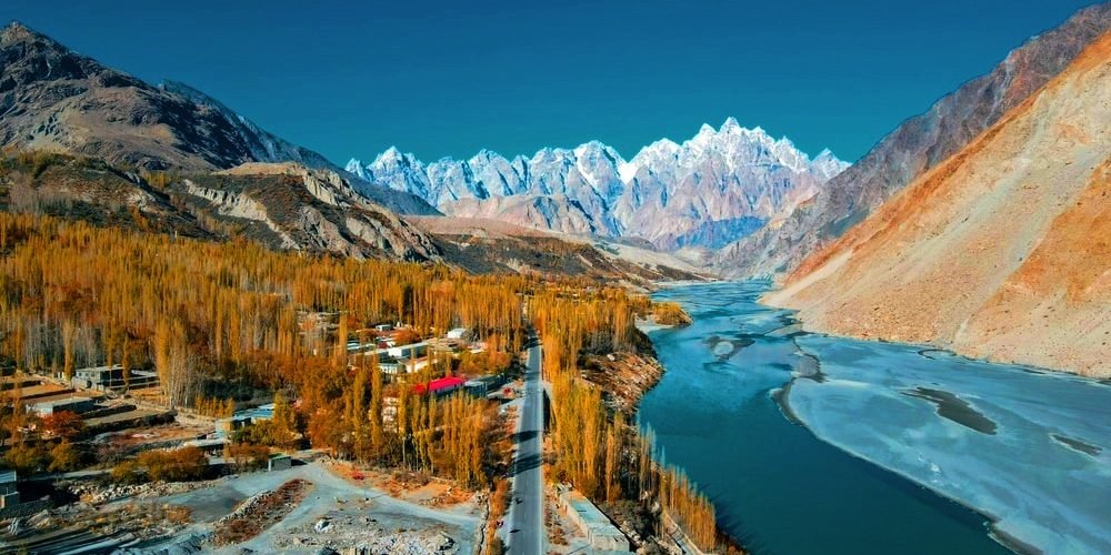 Gulmit Hunza Autumn Tour Package -Hunza Valley Autumn Tour